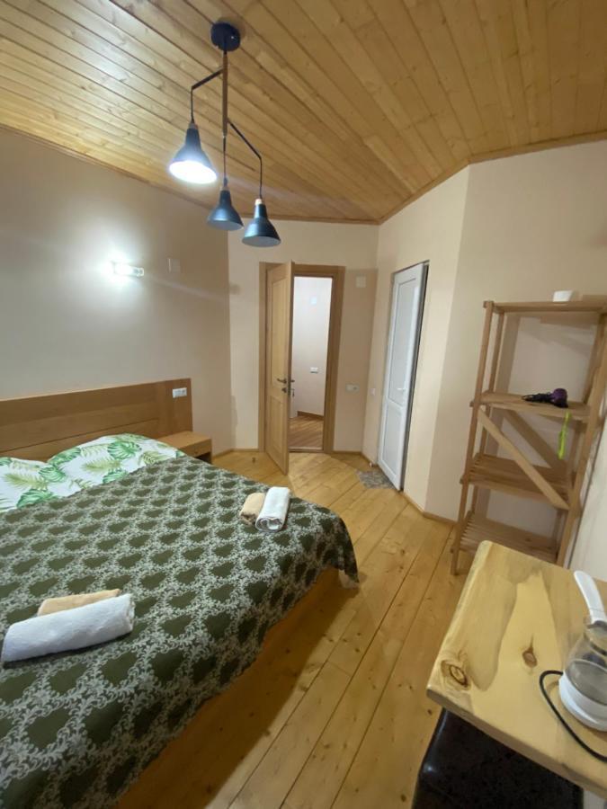 Sana Guest House Mestia Exteriör bild